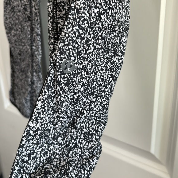 Lululemon &go On The Go Jogger Pant Black and White Size 6 - Picture 4 of 16